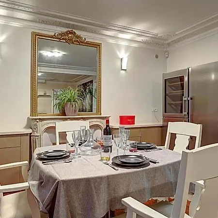 673 Richard - Superb In Szálloda